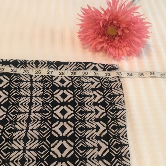 Zac & Rachel Wide Leg Cropped Pants - Picture 10 of 10